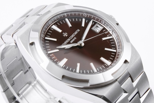 ヴァシュロン コンスタンタン「Vacheron Constantin」オーヴァーシーズ メンズウォッチ41MM