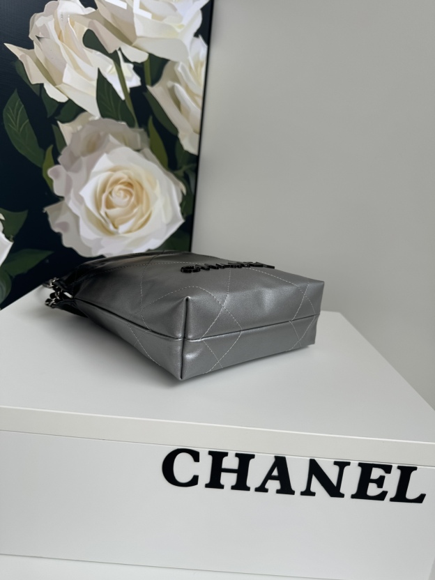 シャネル「Chanel」22Bag 24S グラデーション ミニ ショルダーバッグ
