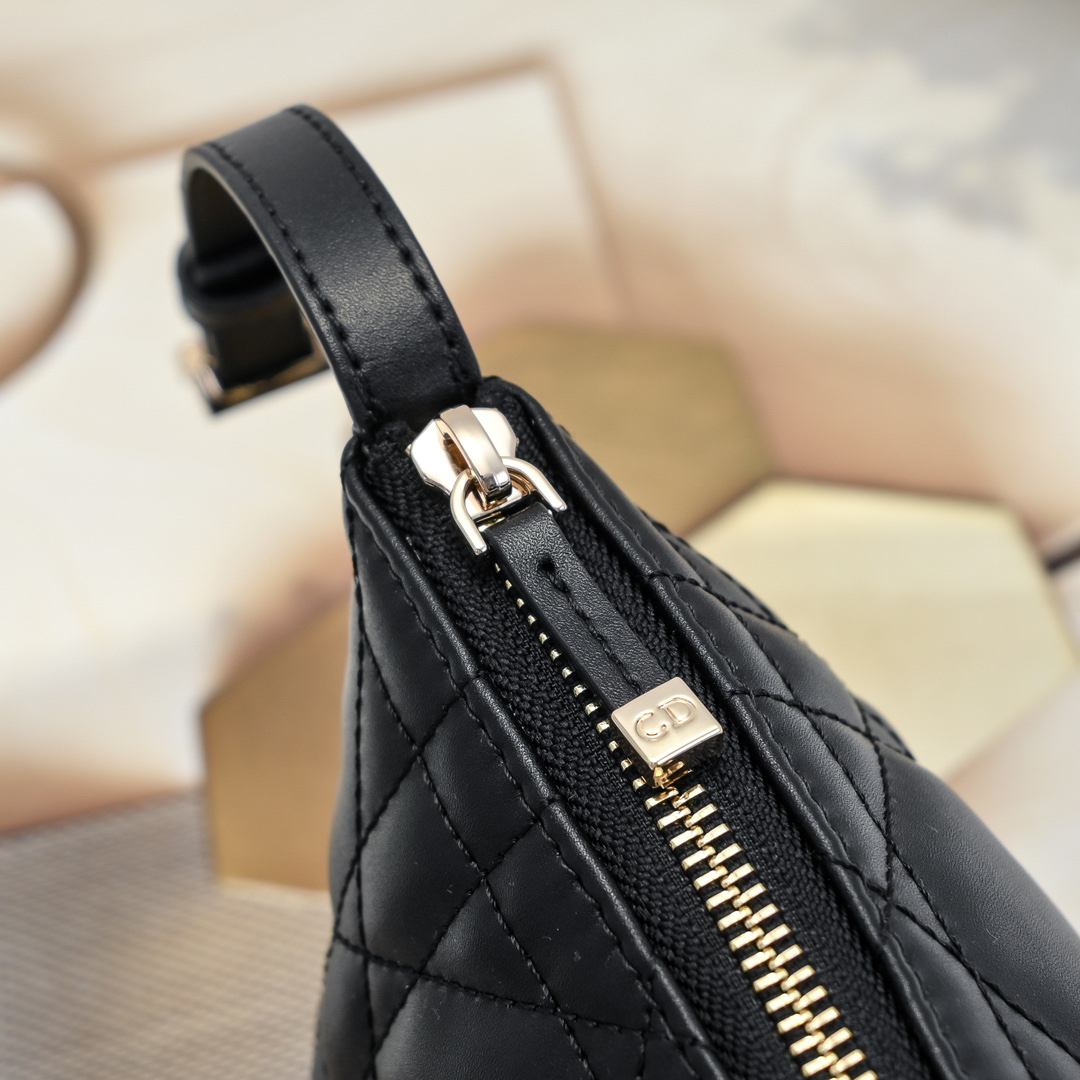 ディオール「Dior」Travel Nomad ハンドバッグ