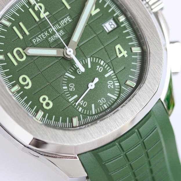 パテック・フィリップ「Patek Philippe」アクアノート クロノグラフ 42.2mm メンズウォッチ