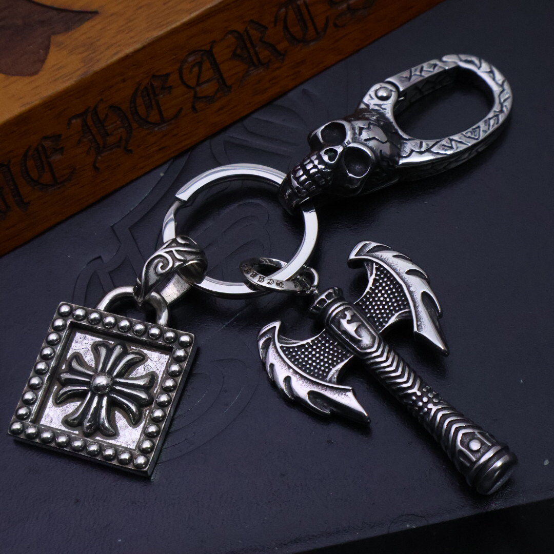 クロムハーツ「Chrome Hearts」キーホルダー＆バッグチャーム - トレンドシンボル