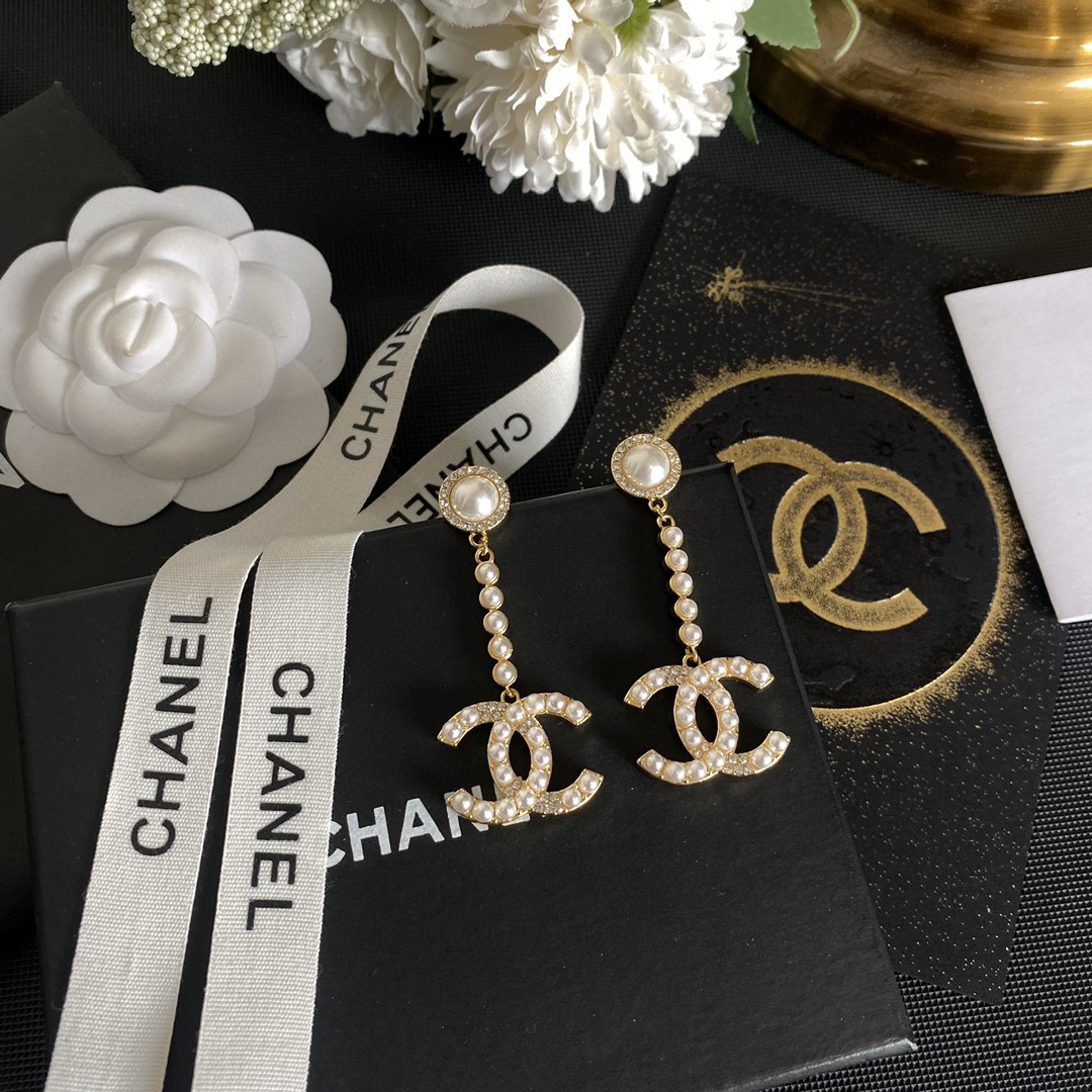 シャネル「Chanel」カメリア ドロップ＆パール ピアス・イヤリング