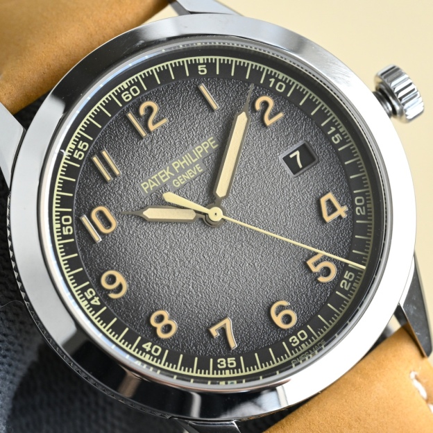 パテックフィリップ［Patek Philippe］カラトラバ ホワイトゴールド 40MM 2色