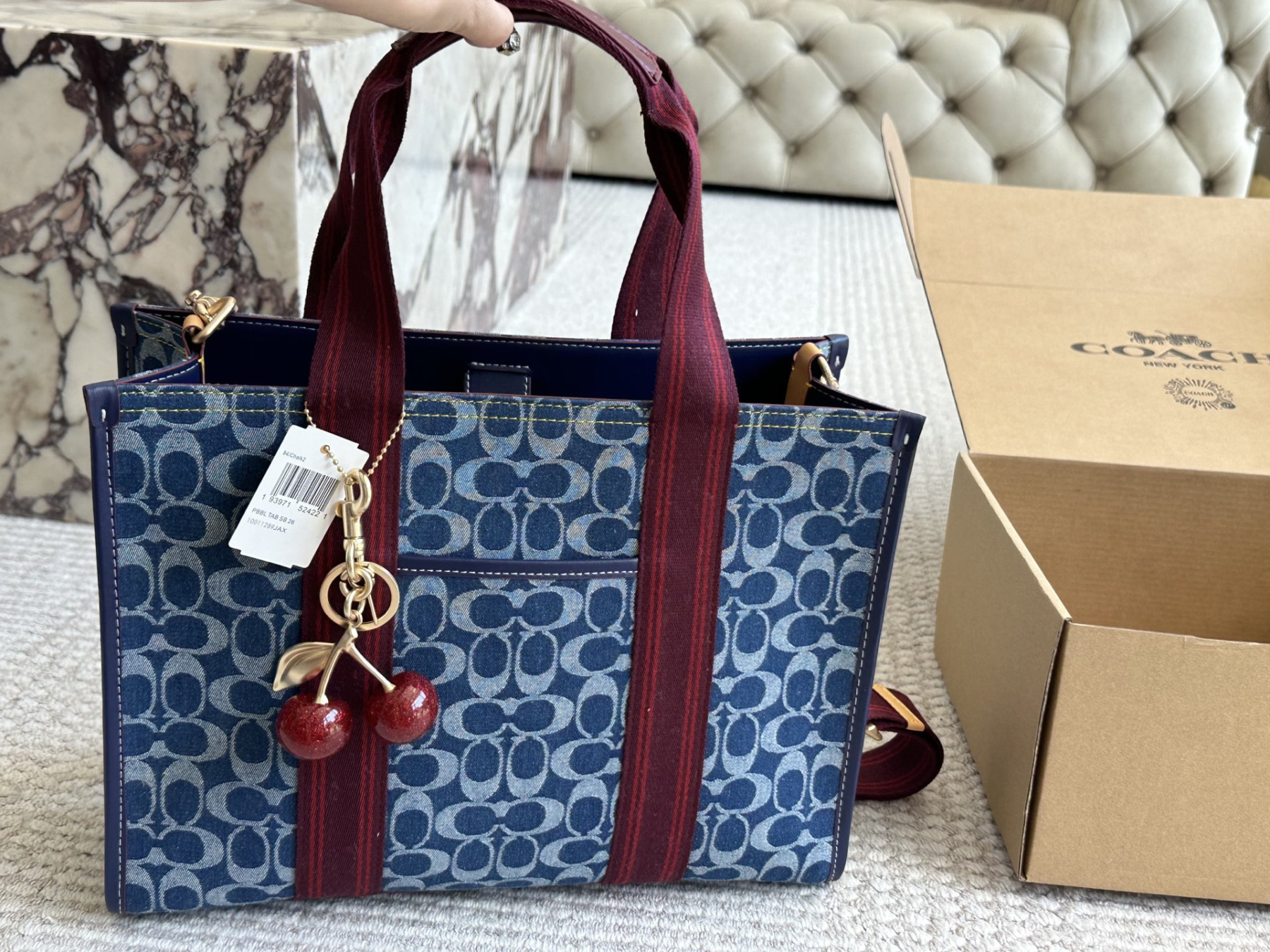 コーチ「Coach」定番ロゴ入りショッピングバッグトートバッグ