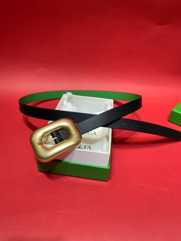 ボッテガ ヴェネタ「Bottega Veneta」 ヴィンテージ ピンバックル ベルト100CM