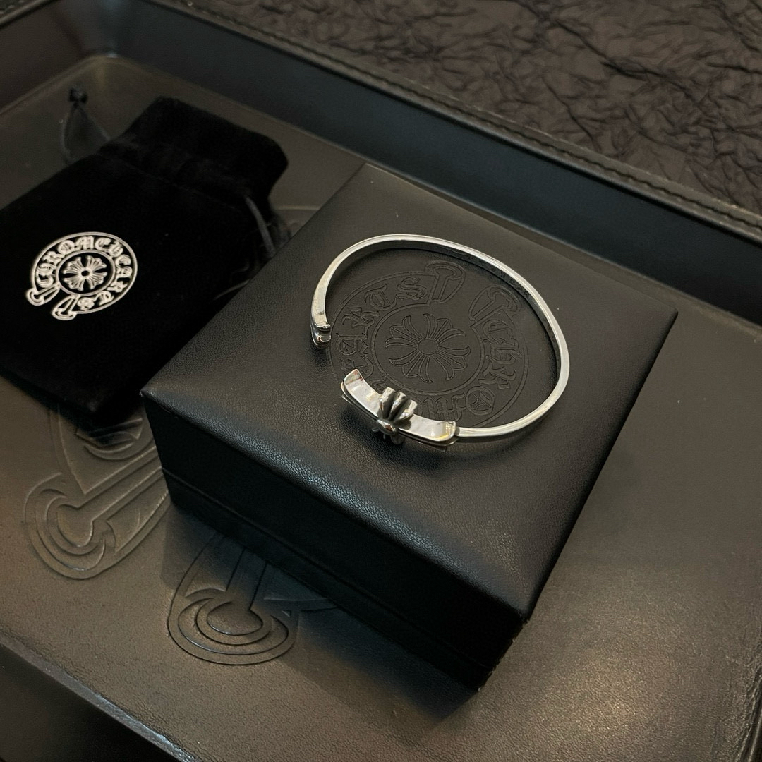 クロムハーツ「Chrome Hearts」ブレスレット - ヴィンテージ＆ロックテイスト ペア用