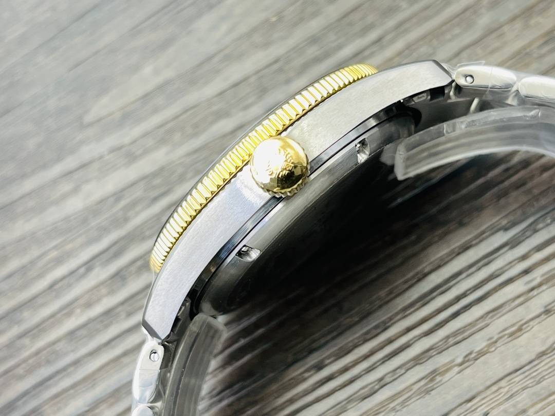 ロンジン「Longines」 スピリット ズールータイム "ゴールドアクセント" メンズウォッチ42mm