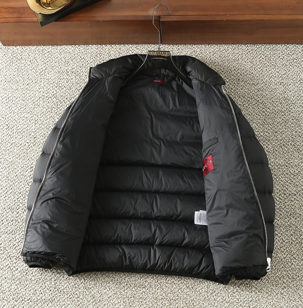 グッチ「Gucci」秋冬ダウンジャケット スタンドカラー