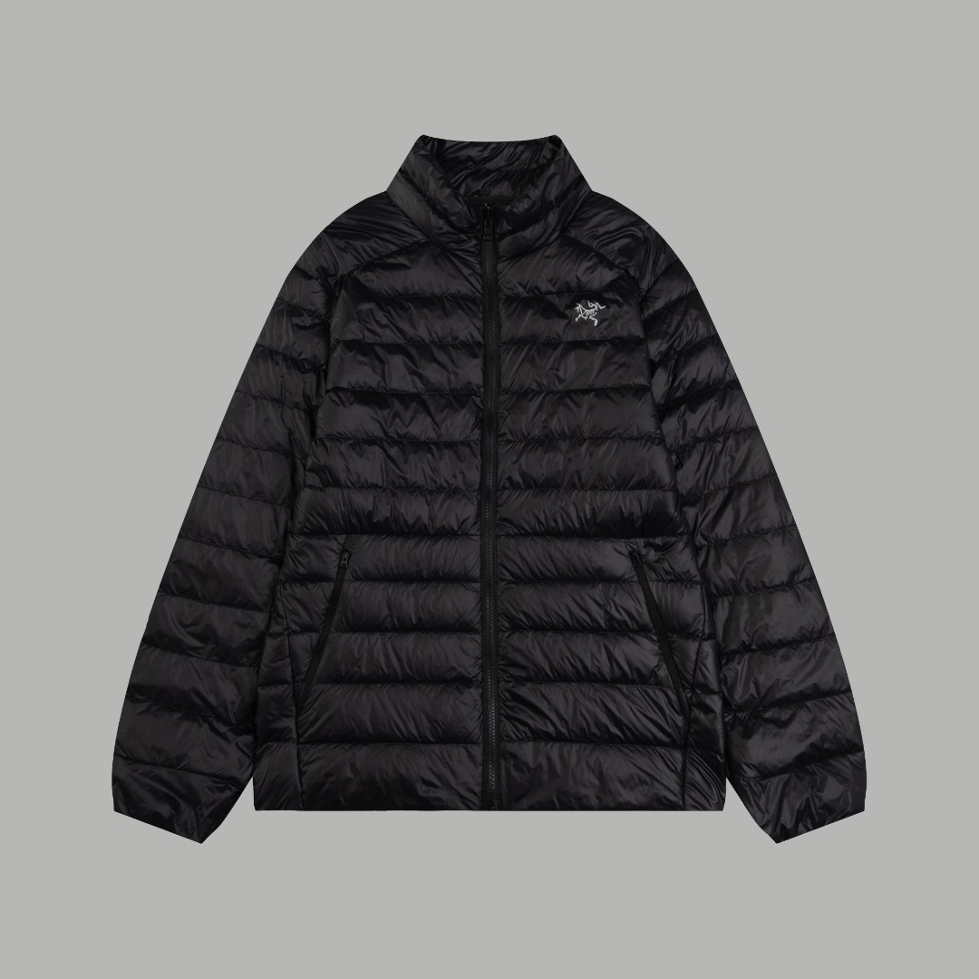 アークテリクス「ARC'TERYX」 ユニセックス フード付きスキーダウンパーカー