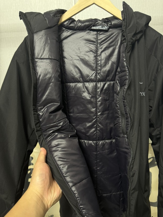 アークテリクス「ARC'TERYX」Atom Hoody メンズ インシュレーテッドジャケット