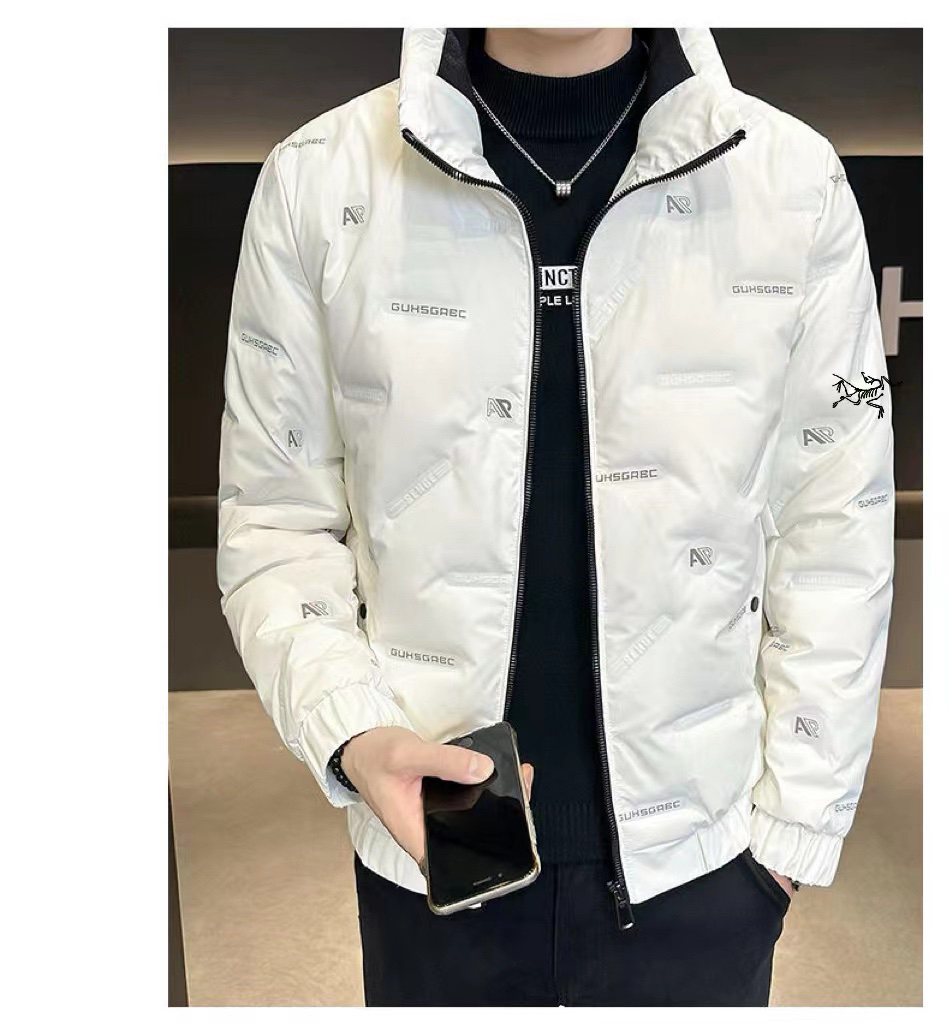 アークテリクス「ARC'TERYX」プリント オーバーサイズ ダウンジャケット