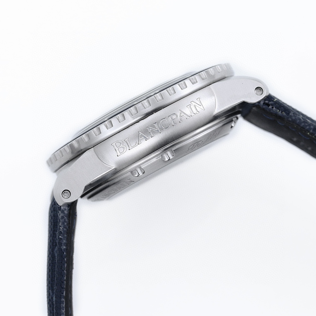 ブランパン「Blancpain」フィフティ・ファゾム自動巻きダイバーズウォッチ45mm