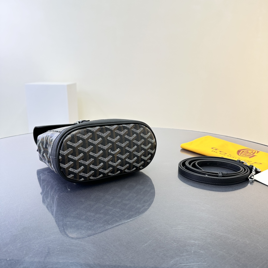 ゴヤール「Goyard」 Alpin Mini ミニバックパック