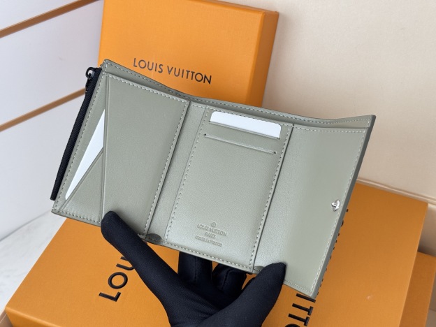 ルイ・ヴィトン「Louis Vuitton」ヴィクター･ウォレット