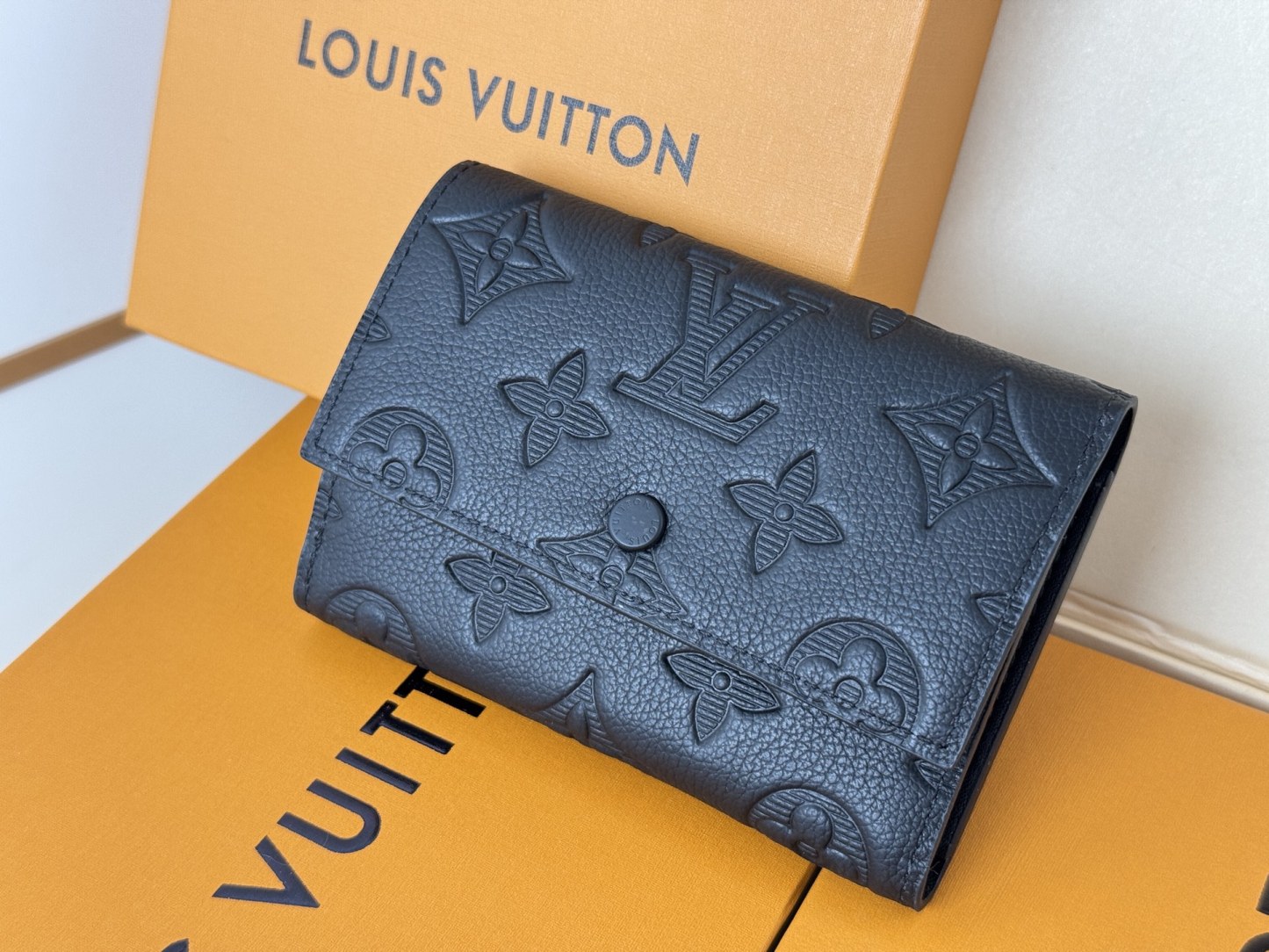 ルイ・ヴィトン「Louis Vuitton」ヴィクター･ウォレット