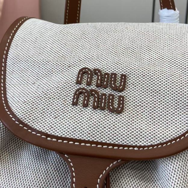 ミュウミュウ「Miu Miu」バックパック レザー＆キャンバス デュアルストラップ ショルダーバッグ