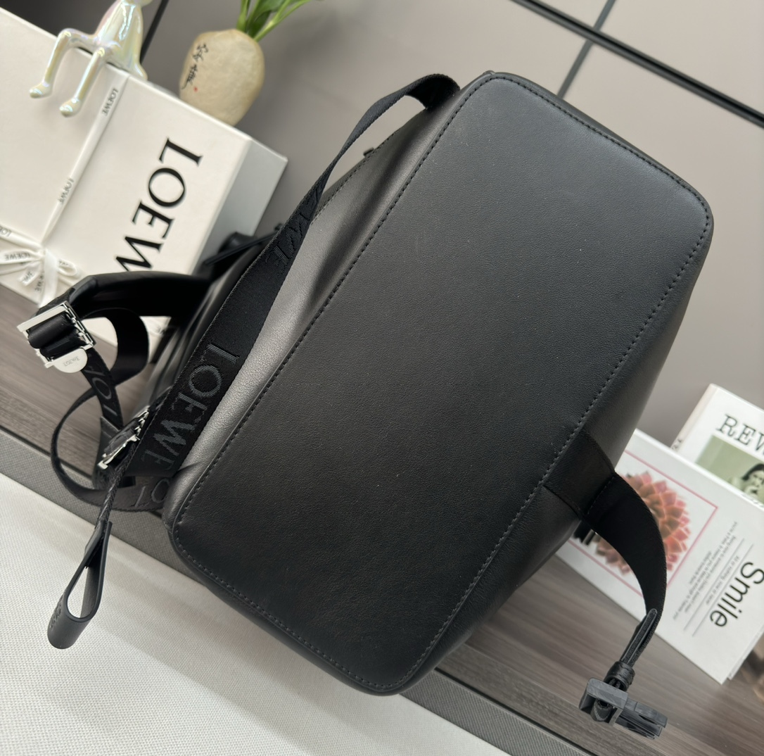 ロエベ「Loewe」Flex バックパック