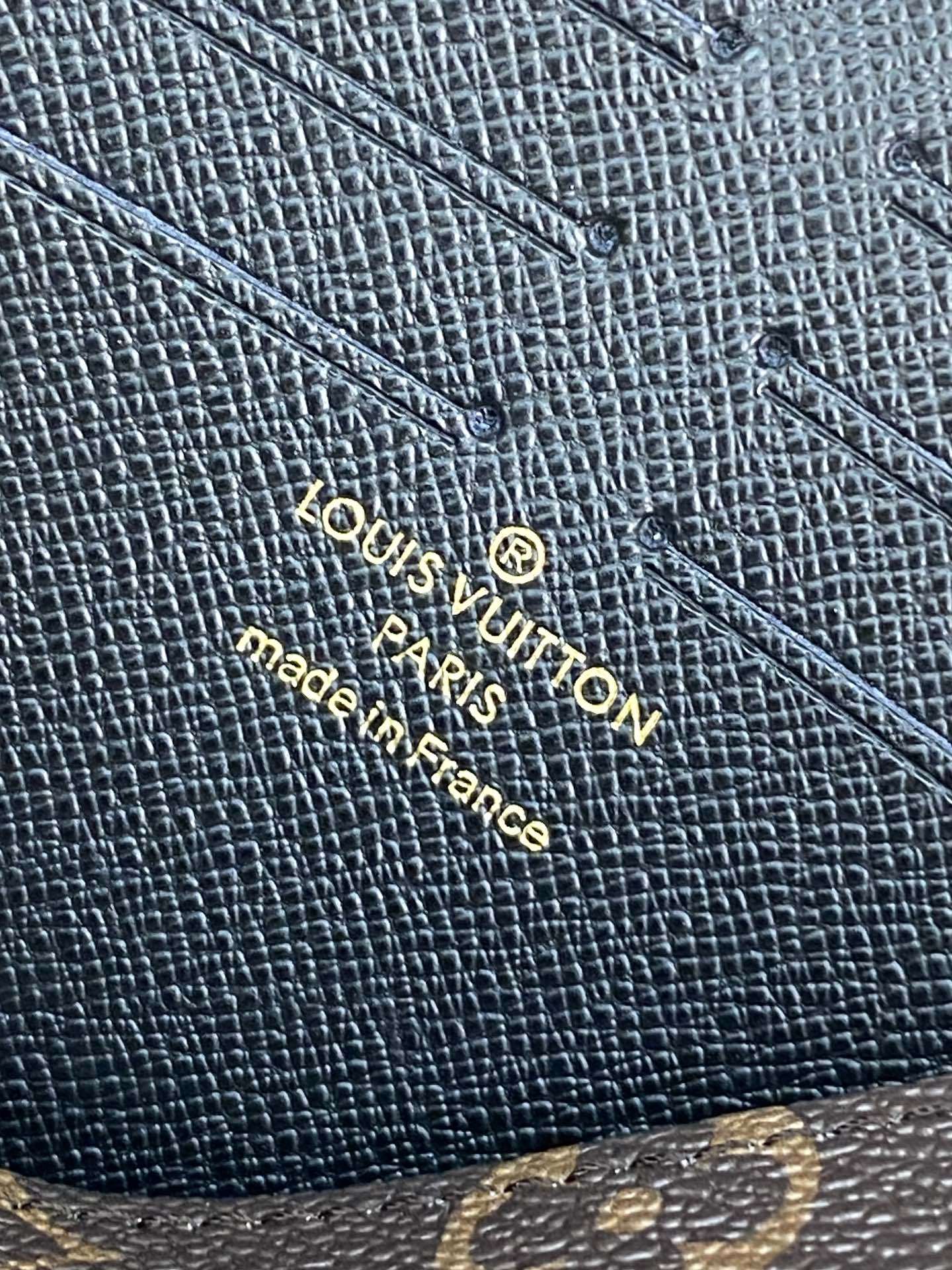 ルイ・ヴィトン「Louis Vuitton」ポシェット･ヴォワヤージュ MM