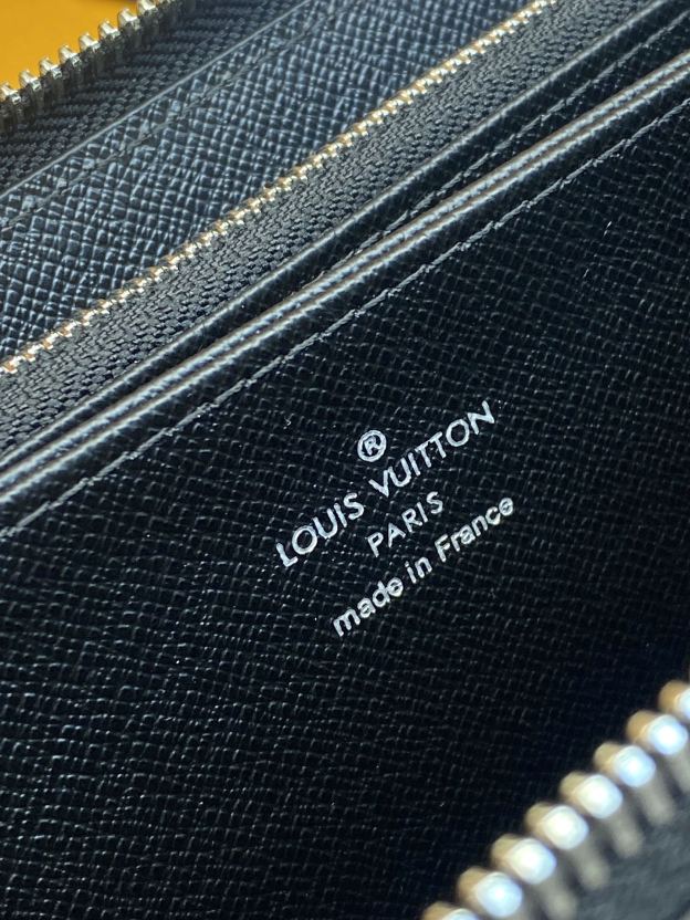 ルイ・ヴィトン「Louis Vuitton」LV x Supreme コラボ ジッピー･ウォレット