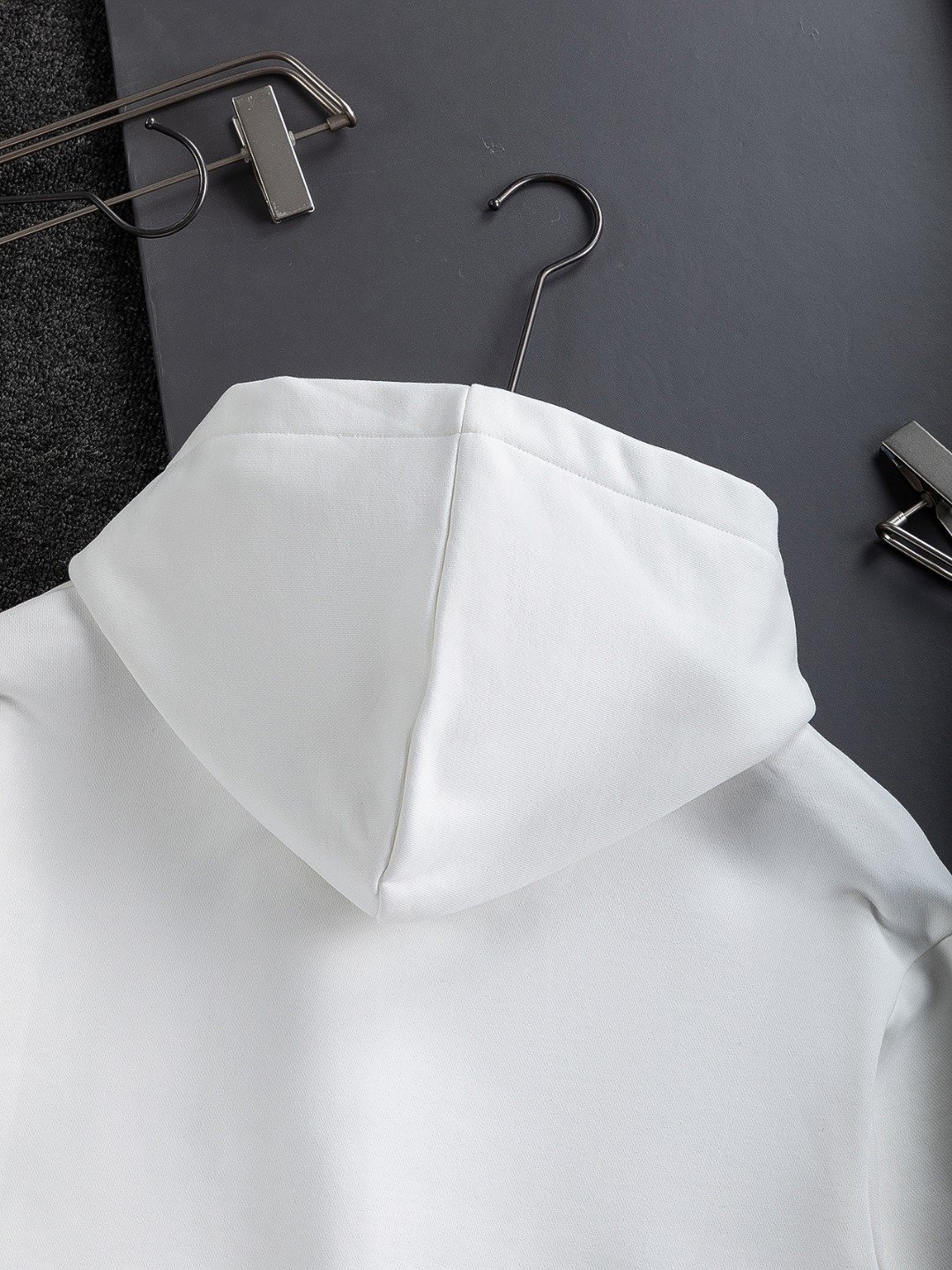 ルイ・ヴィトン「Louis Vuitton」秋冬新作刺繍付きフード付きスウェットシャツ