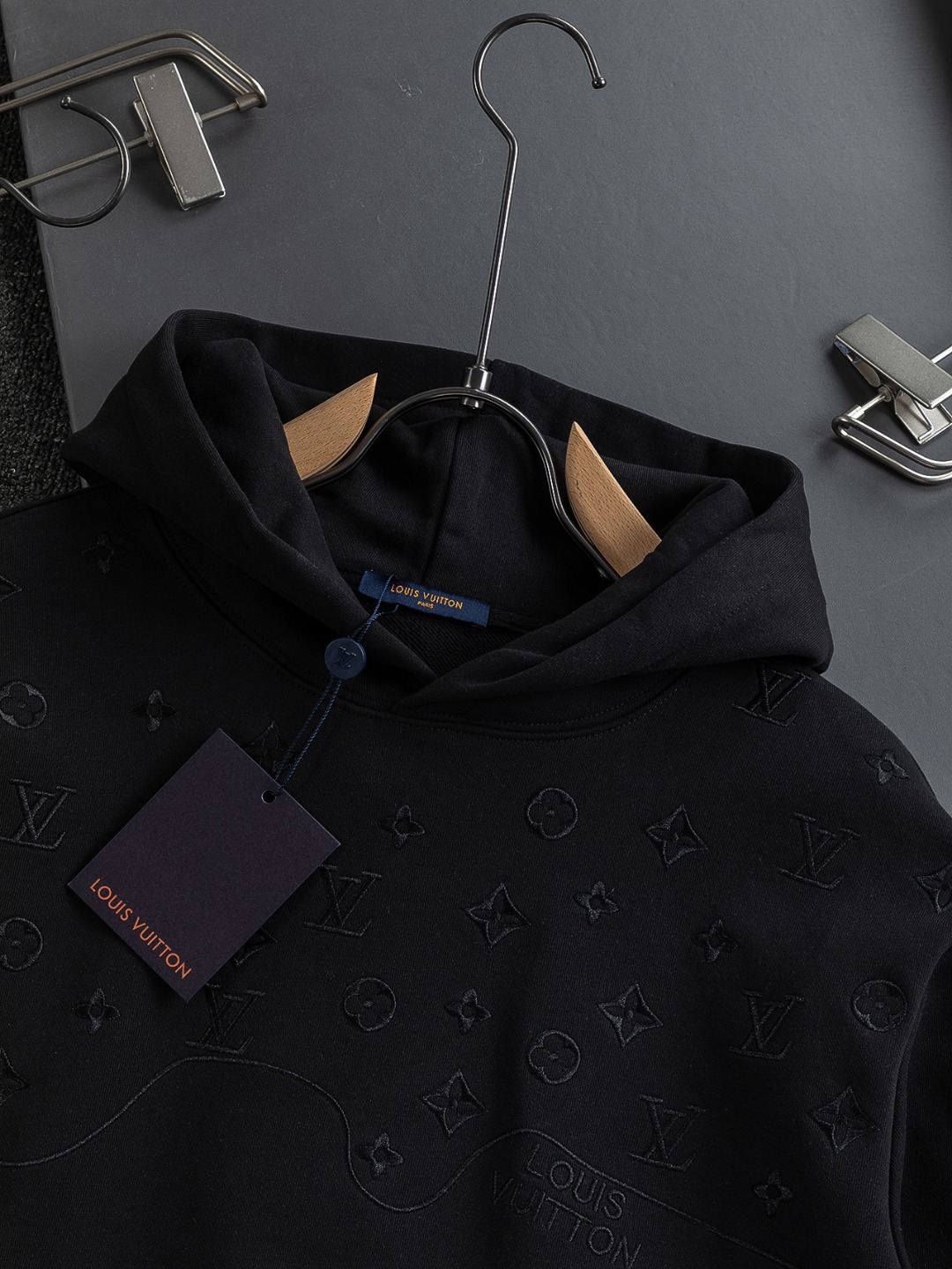 ルイ・ヴィトン「Louis Vuitton」秋冬新作刺繍付きフード付きスウェットシャツ