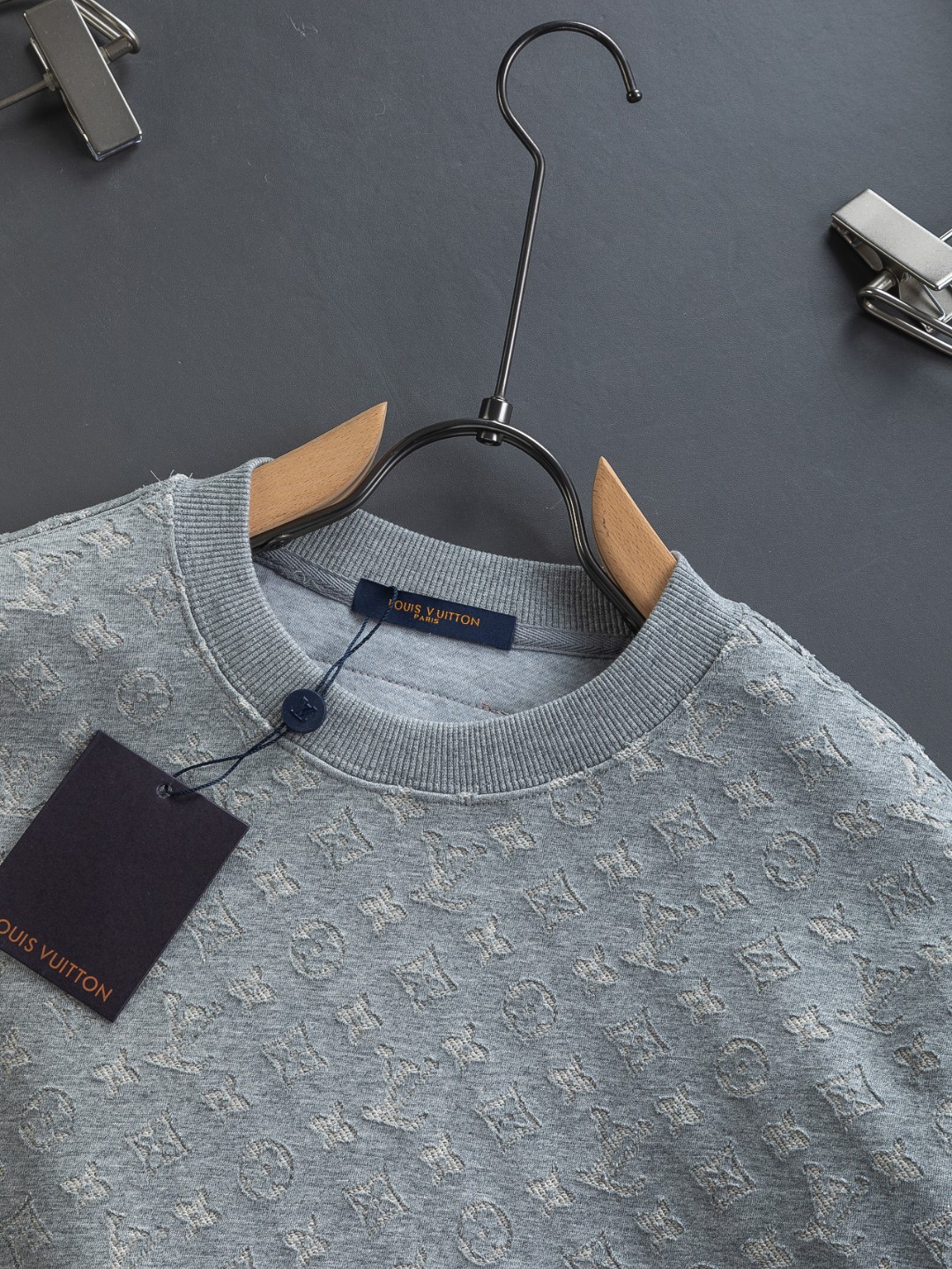 ルイ・ヴィトン「Louis Vuitton」秋冬新作ラウンドネックスウェット