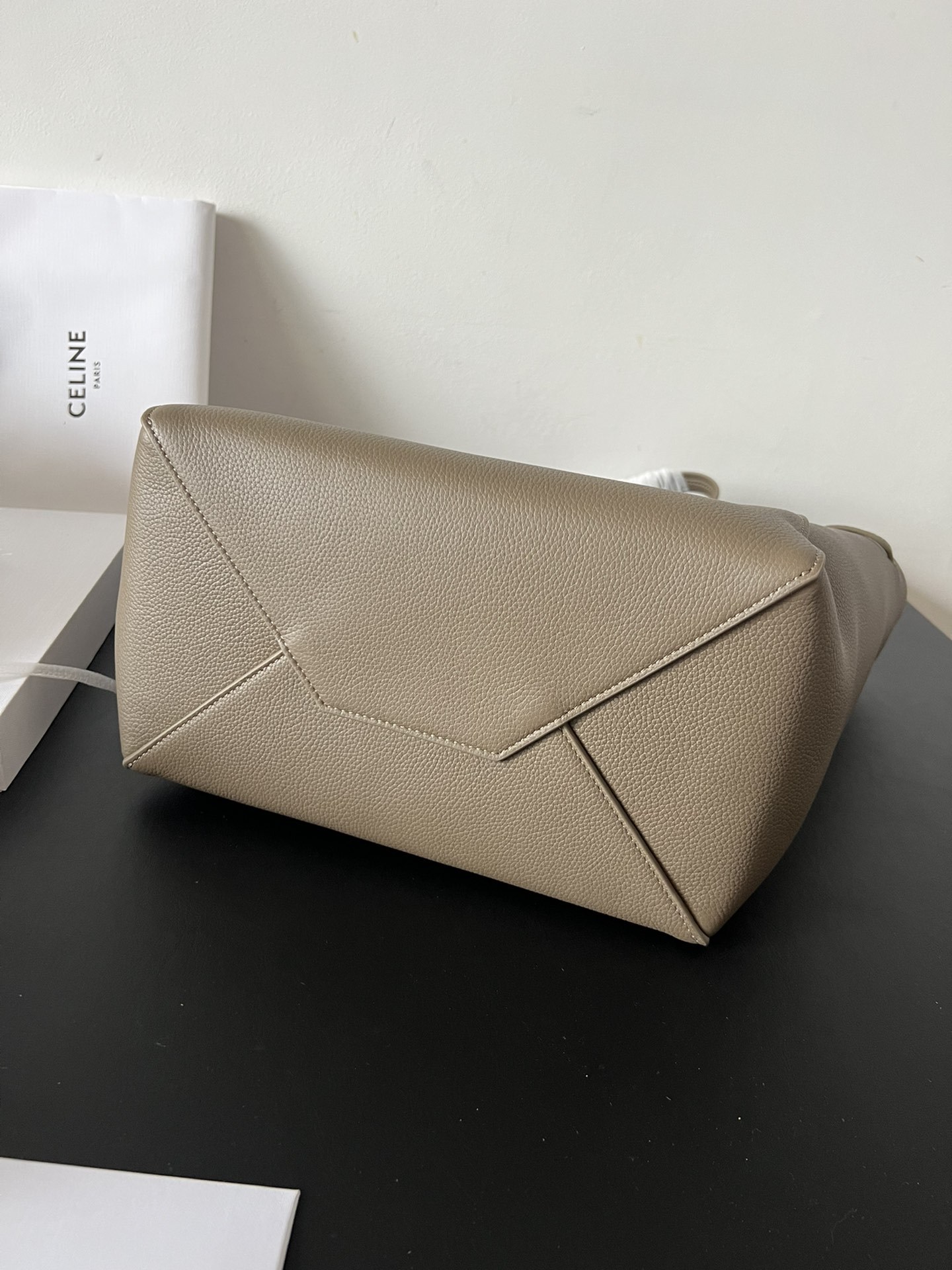 セリーヌ「Celine」CABAS PHANTOM トートバッグ