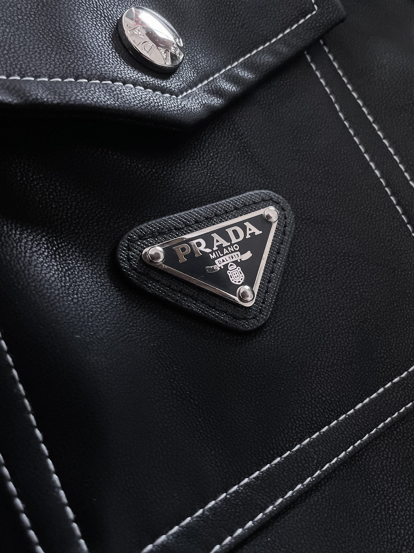 プラダ「Prada」 新作メンズレザージャケット