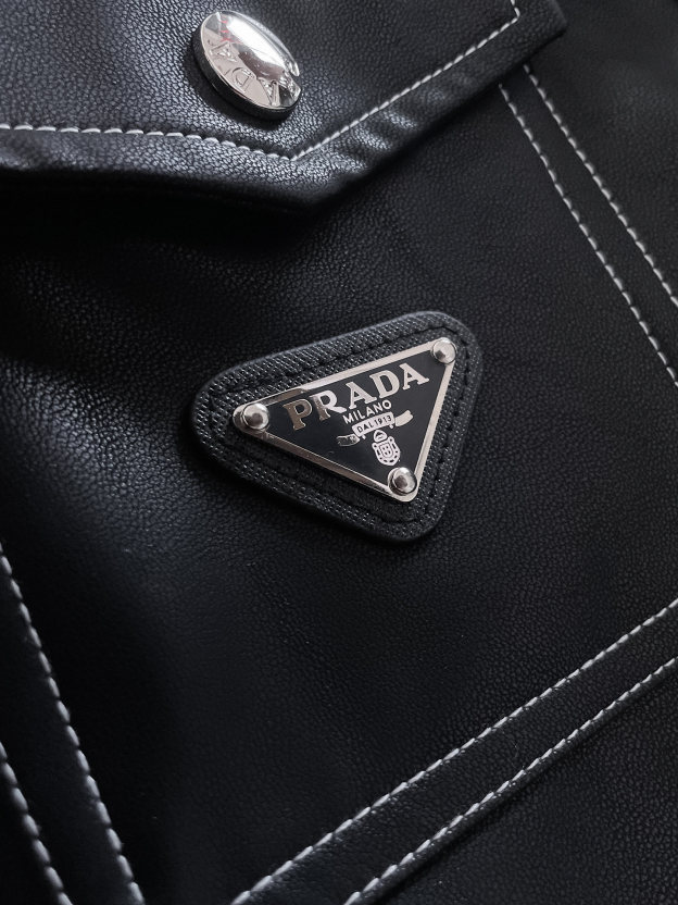 プラダ「Prada」 新作メンズレザージャケット