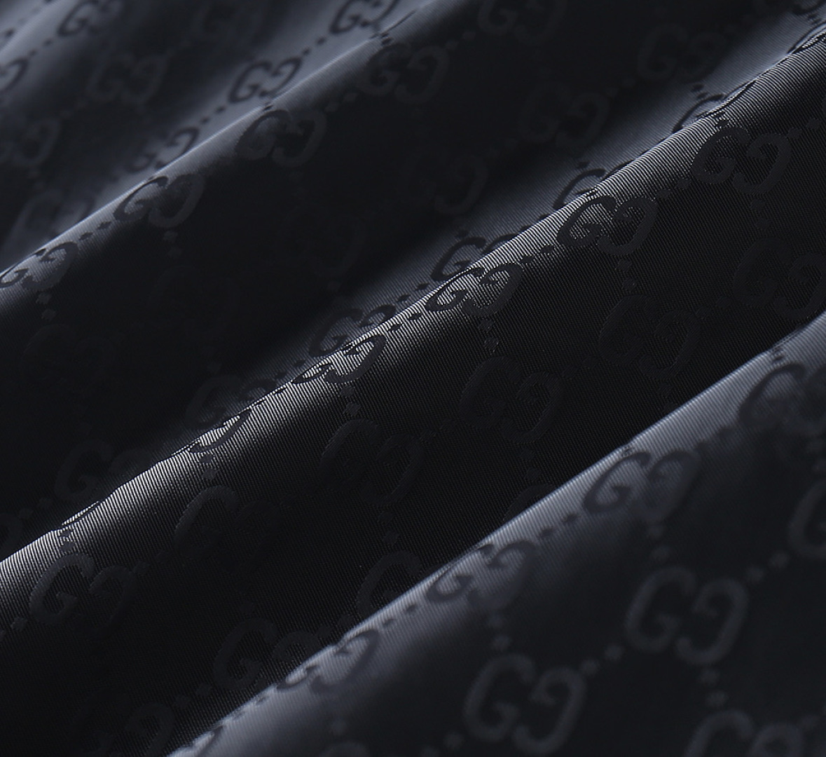 グッチ「Gucci 」秋冬新作メンズフード付きジャケット