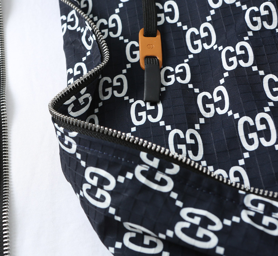 グッチ「Gucci 」秋冬新作メンズフード付きジャケット