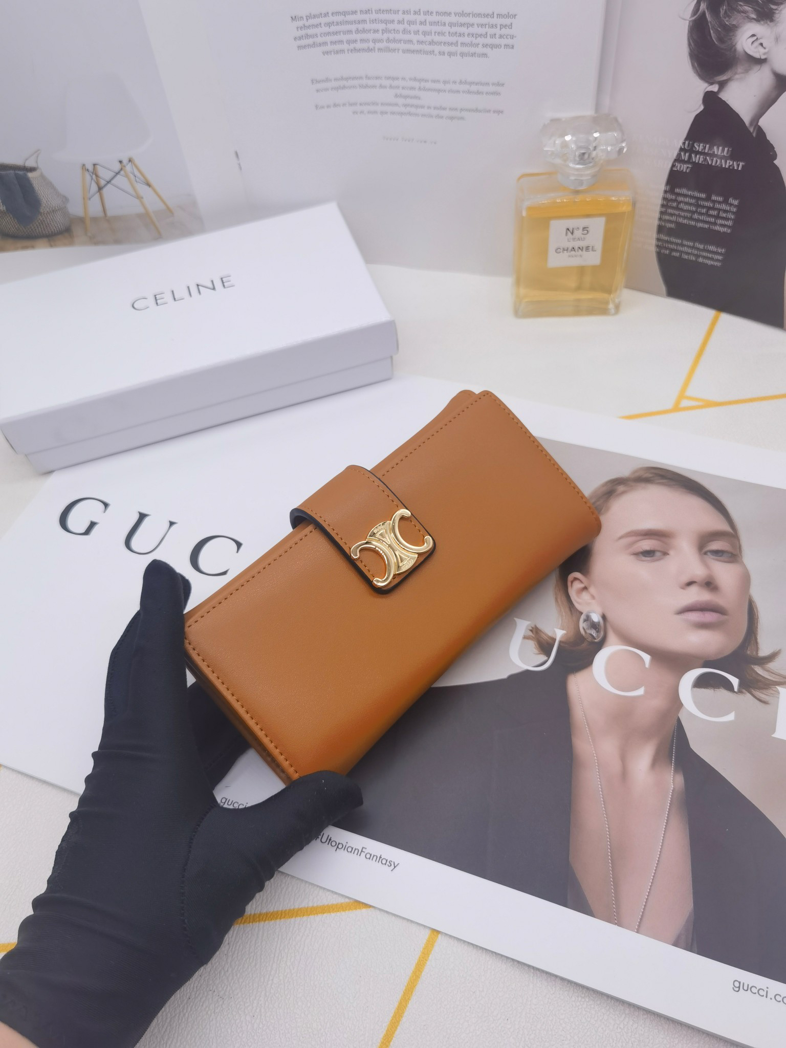 セリーヌ「Celine」VICTOIRE ラージサイズウォレット