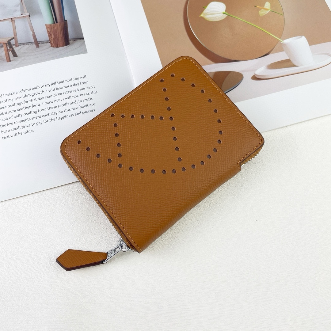 エルメス「Hermès」Silk'in ショートウォレット