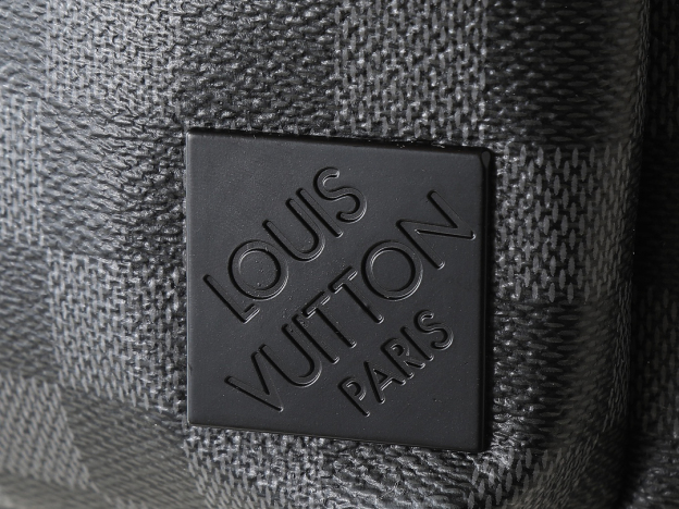 ルイ・ヴィトン「Louis Vuitton」Avenue スモールクラッチバッグ