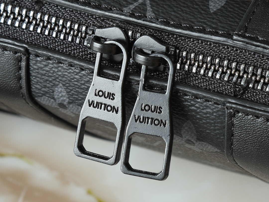 ルイ・ヴィトン「Louis Vuitton」Trunk Wallet メッセンジャーバッグ