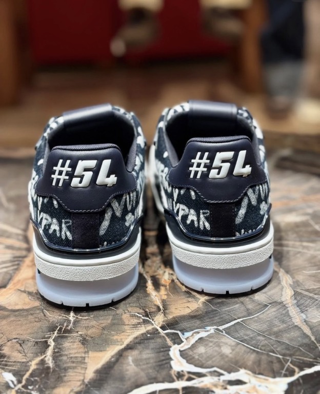 ルイ・ヴィトン「Louis Vuitton」 Trainer スニーカー