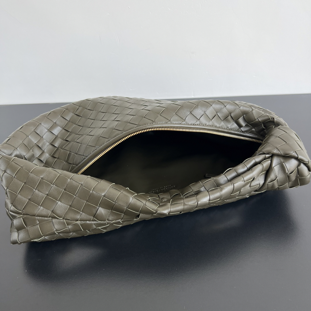 ボッテガ・ヴェネタ「Bottega Veneta」Jodie ラージトート