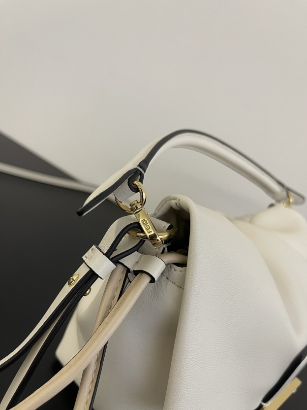 フェンディ「Fendi」ママバゲット ハンドバッグ