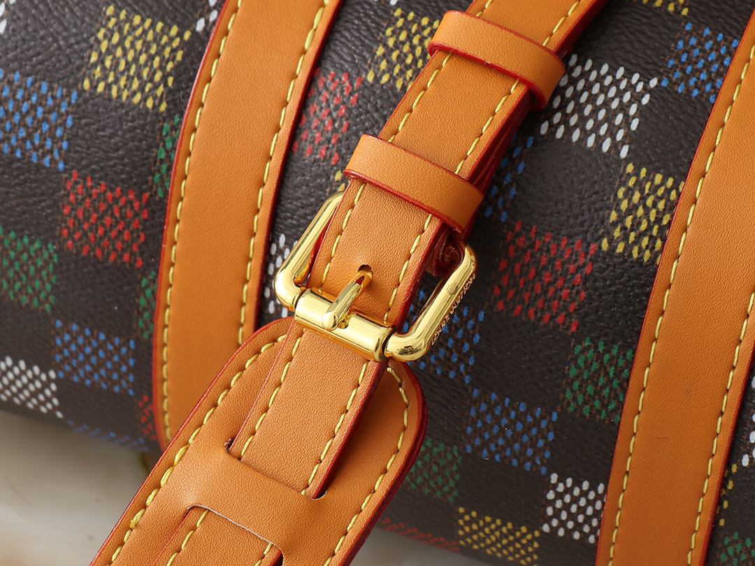 ルイ・ヴィトン キーポル･バンドリエール 25