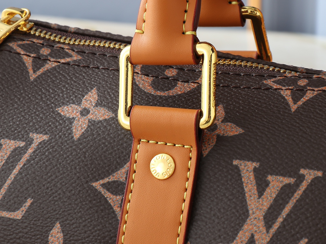 ルイ・ヴィトン キーポル･バンドリエール 25