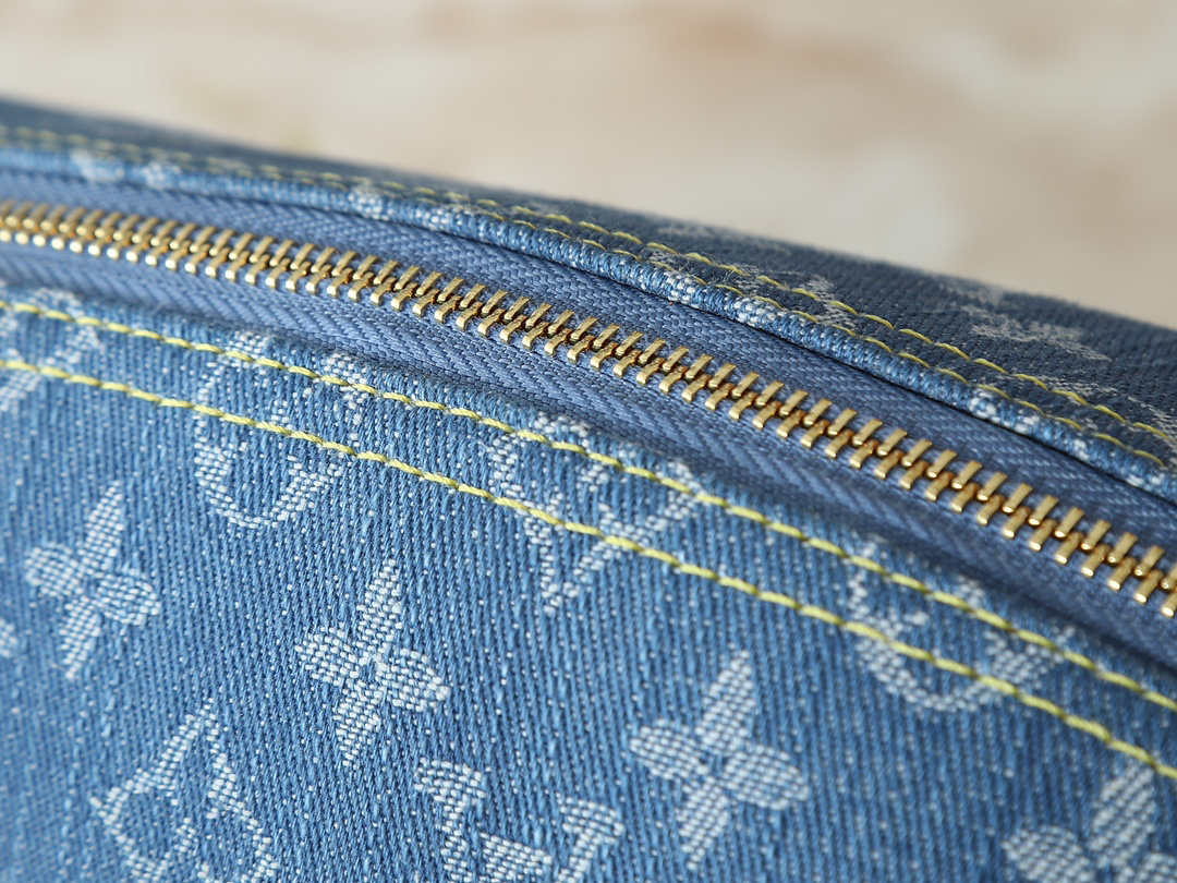 ルイ・ヴィトン ポシェット･コスメティック GM