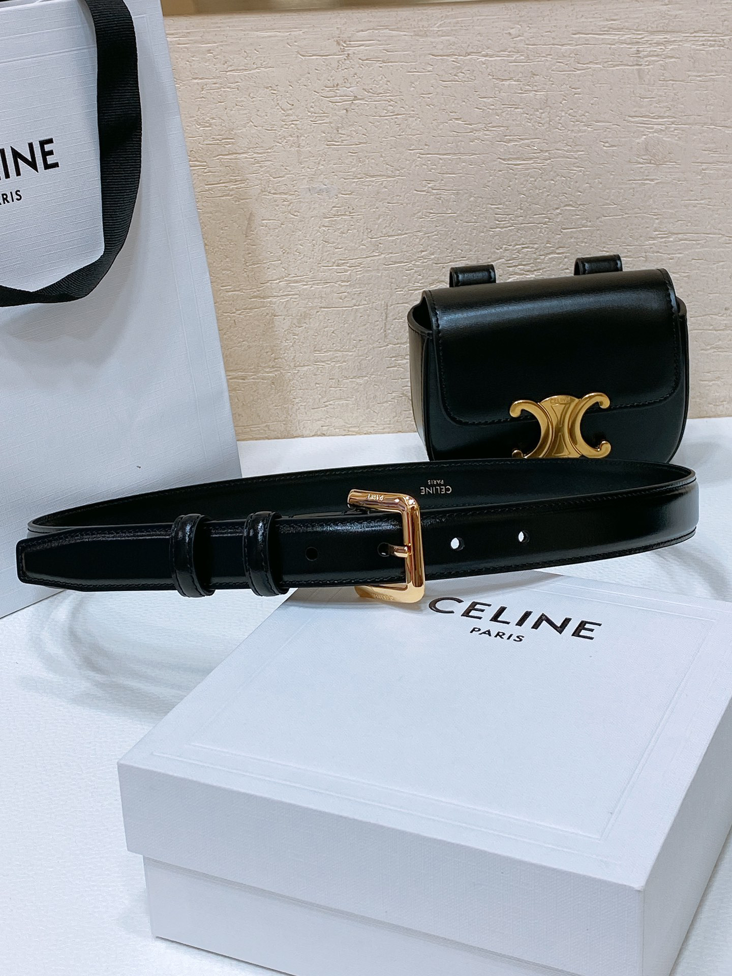 セリーヌ「Celine」TRIOMPHE ミニ ウエストバッグ