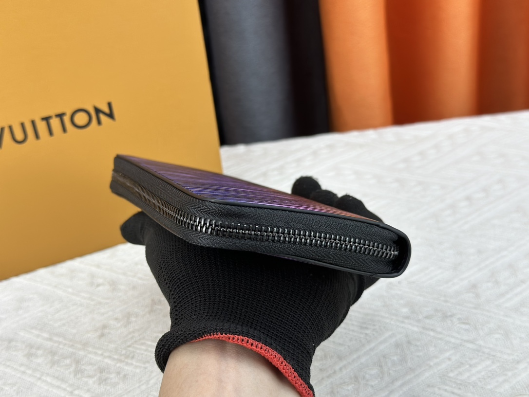 ルイ・ヴィトン「Louis Vuitton」ジッピーウォレット･ヴェルティカル