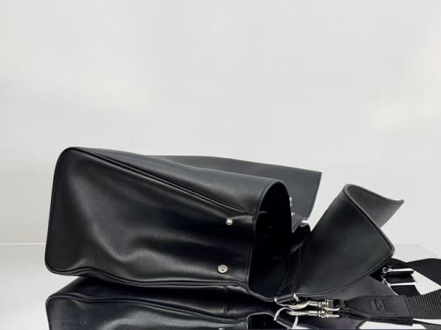 バレンシアガ「Balenciaga」RODEO メンズ メッセンジャーバッグ