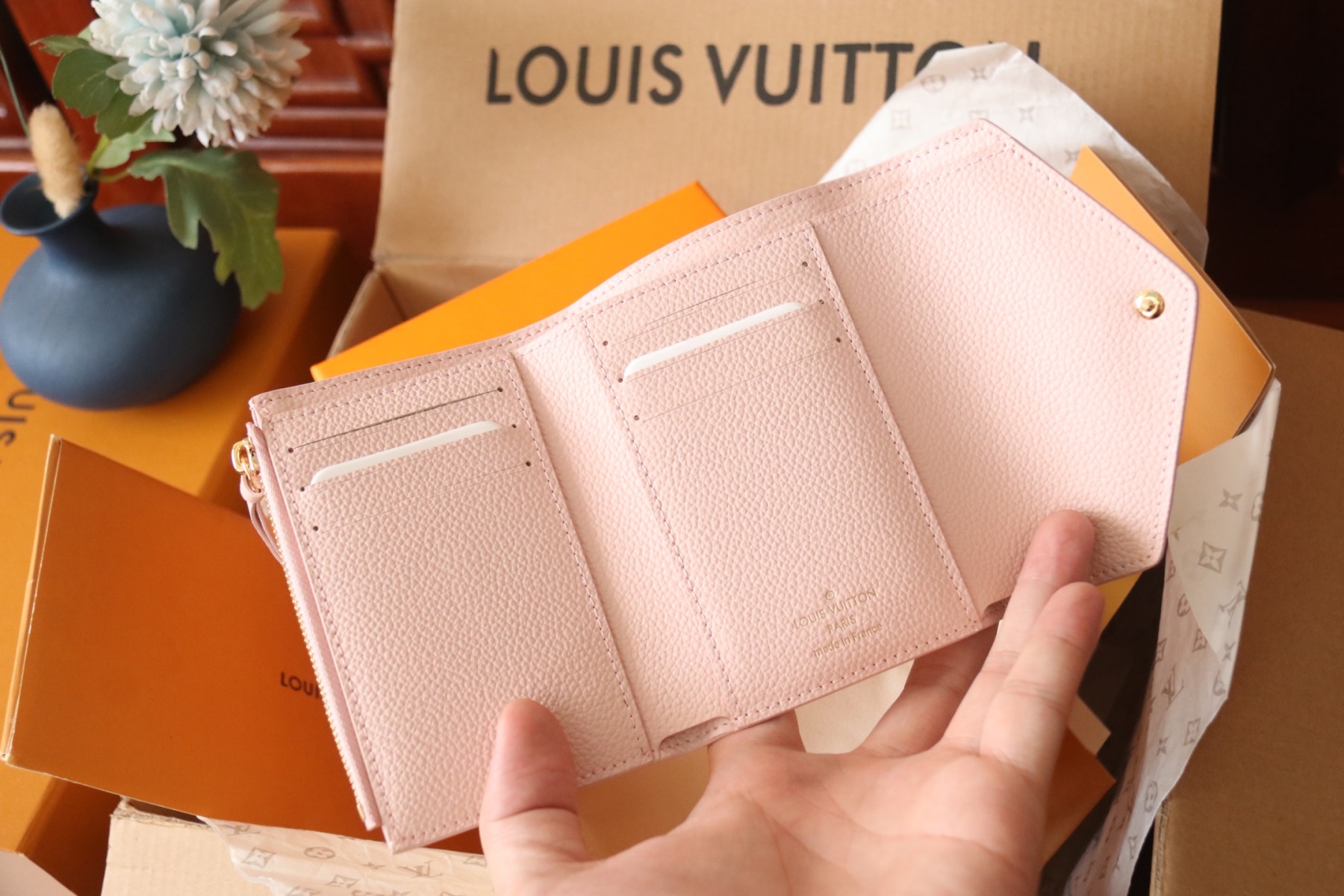 ルイ・ヴィトン ポルトフォイユ･ヴィクトリーヌ ウォレット