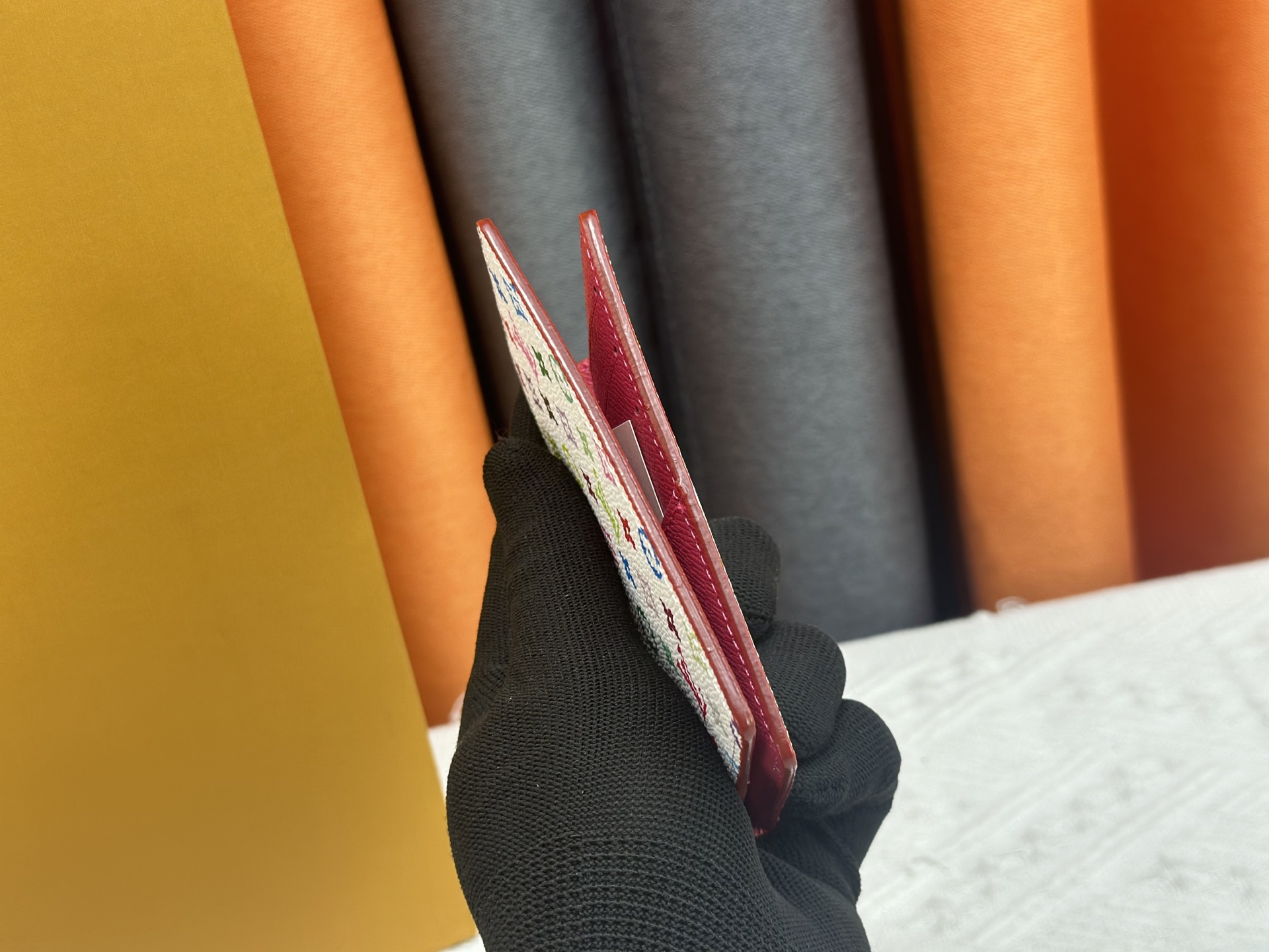 ルイ・ヴィトン「LV x TM」カードケース オーガナイザー･ドゥ ポッシュ