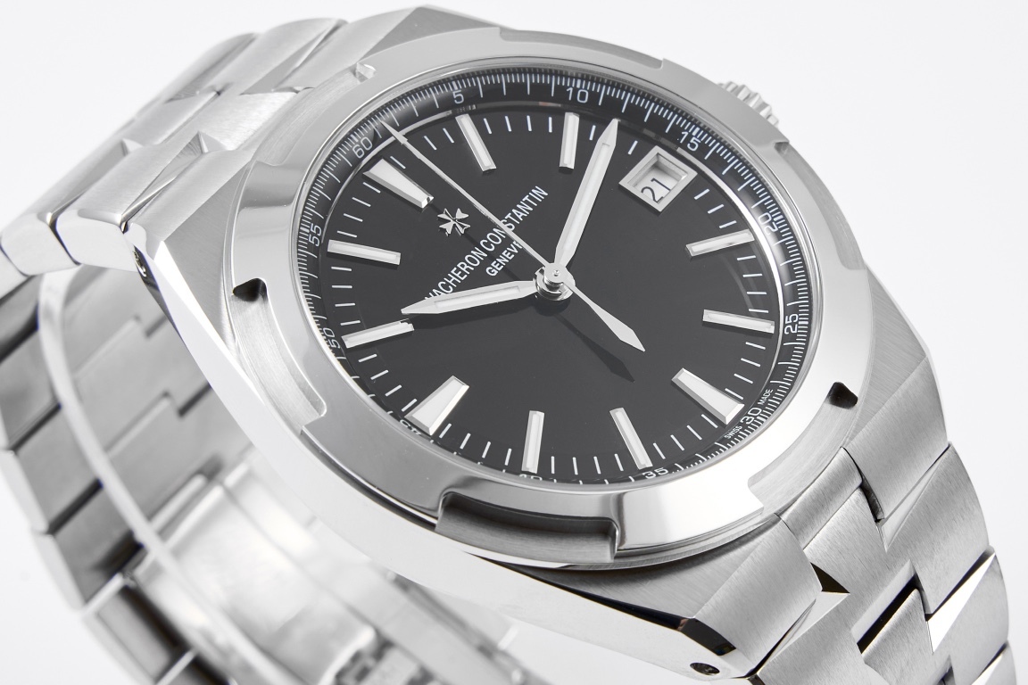 ヴァシュロン・コンスタンタン オーヴァシーズ 41mm