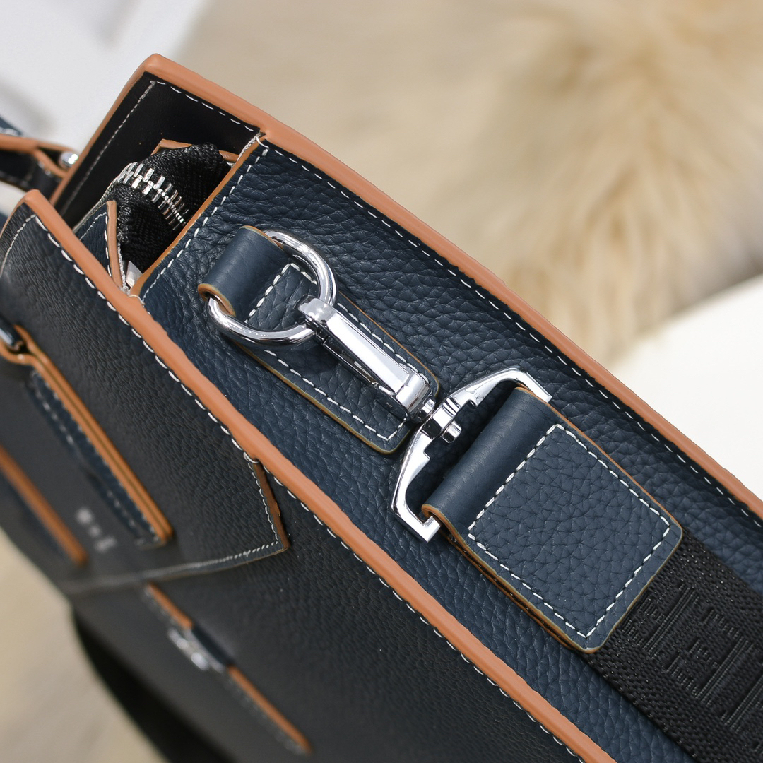 エルメス「Hermès」メンズ ハンドバッグ 2026年 先行予約 限定モデル