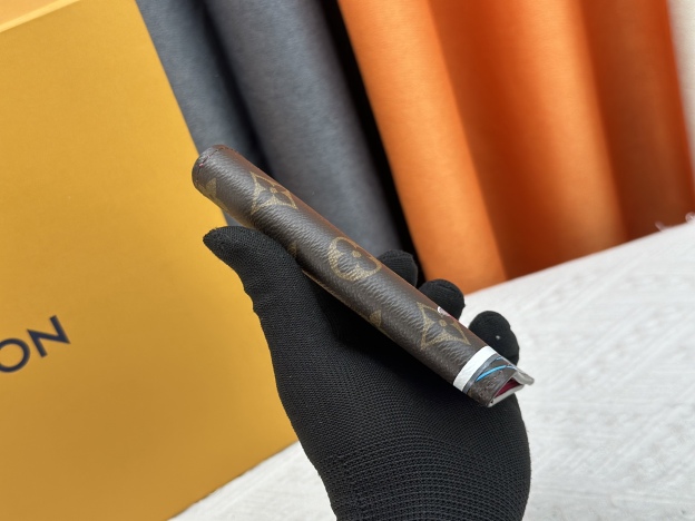 ルイ・ヴィトン パスポートカバー クーヴェルテュール･パスポール