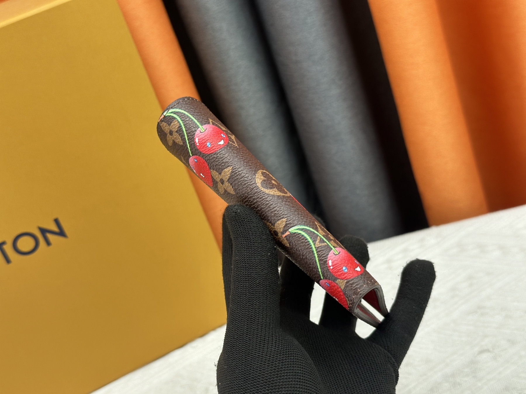 ルイ・ヴィトン パスポートカバー クーヴェルテュール･パスポール